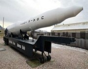 يمكنه حمل قنبلة نووية.. واشنطن تعلن إطلاق صاروخ باليستي عابر للقارات