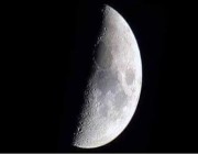 أفضل فرصة لرؤية تفاصيل سطحه.. “فلكية جدة”: الليلة رؤية قمر التربيع الأول في ربيع الأول