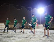 أخضر الشاطئية يدشن معسكر جازان استعداداً لبطولة دبي