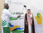 أمير منطقة الرياض يتسلم شعلة دورة الألعاب السعودية 2022