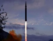 كوريا الشمالية تطلق صاروخاً باليستياً.. وجارتها الجنوبية ترد بعقوبات