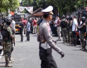 الشرطة الإندونيسية تعتقل امرأة تحمل مسدسا خارج القصر الرئاسي