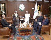 أمين منظمة التعاون الإسلامي يستقبل القنصل البحريني