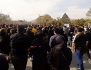 إيران استمرار الانتفاضة الشعبية وهتافات ضد النظام من الجامعة إلى الشارع