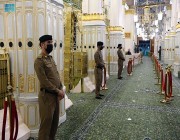 “القوة الخاصة” تُعرِّف بمسارات المعتمرين وأبواب الدخول للمصلين بالمسجد الحرام