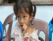 بسبب النوم.. فتاة باقية على قيد الحياة من مذبحة تايلاند