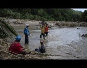 تواصل البحث عن 50 مفقوداً جراء الانهيار الأرضي في مدينة لاس تيخيرياس بفنزويلا