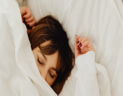 صعوبة النوم قد تزيد من خطر الإصابة بـ”القاتل الصامت”
