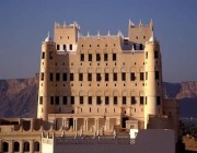 وزير الثقافة: إعادة تأهيل قصر سيؤون التاريخي بحضرموت اليمنية تنفيذاً لتوجيهات قيادتنا