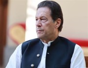 أول ظهور لرئيس وزراء باكستان السابق عمران خان بعد إطلاق النار عليه