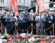 القنصل السعودي بـ”إسطنبول” يقوم بزيارة تضامنية لمقر التفـجير الإرهـابي