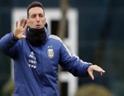 مدرب الأرجنتين يثير الجدل قبل مواجهة الأخضر في كأس العالم