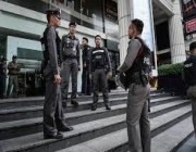 شرطة تايلاند تطلق الرصاص المطاطي وتعتقل متظاهرين في قمة أبيك