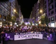 آلاف يحتجون في إسبانيا للمطالبة بإنهاء العنـف ضد المرأة
