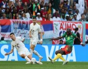 صنع وسجل.. فينسنت أبو بكر ينقذ الكاميرون من الخسارة أمام صربيا في مباراة مثيرة (فيديو وصور)
