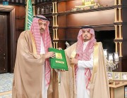 أمير الباحة يستقبل محافظ غامد الزناد ويطلع على تقرير الأعمال المنجزة