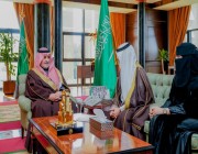 أمير تبوك يستقبل رئيس واعضاء فرع الجمعية السعودية للإدارة الصحية بالمنطقة