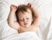 مختص يكشف عدد ساعات النوم المطلوبة لنمو الطفل بشكل سليم