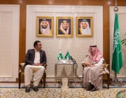 وزير الخارجية ونظيره الباكستاني يترأسان أعمال الاجتماع الأول للجنة “المحور السياسي والأمني”