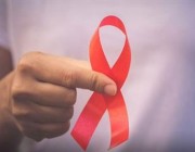 لا علاج نهائي له وقد يصيب الجنين.. كل ما يهمك معرفته عن مرض “الإيدز” في يومه العالمي