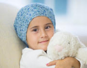 “سعود الطبية” توضح أسباب تعرض الأطفال للإصابة بالسرطان وكيفية الوقاية