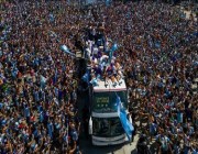 4 ملايين أرجنتيني في شوارع “بوينوس آيرس” للاحتفال بأبطال العالم (فيديو وصور)