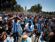 مواجهات بين المشجعين الأرجنتينيين وشرطة مكافحة الشغب (فيديو)