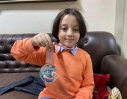 طفل مصري يجري عمليات حسابية معقدة في ثوان معدودة