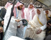 أمير مكة يزور جناح سيرة الملك عبدالله بن عبدالعزيز في معرض جدة للكتاب