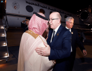 رئيس الوزراء الجزائري يغادر الرياض