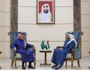 وزير الخارجية يلتقي وزير الخارجية الإماراتي