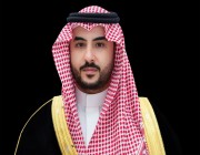 وزير الدفاع يهنئ القيادة بمناسبة عيد الفطر المبارك