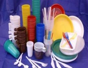حظر الأطباق وأدوات المائدة البلاستيكية ذات الاستخدام الواحد ببريطانيا