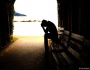 استشاري نفسي يكشف عن أكثر علاج فعال لمواجهة الاكتئاب