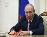 بوتين يوبخ وزيراً على الملأ: لماذا تلعب دور الأحمق؟