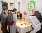 جناح “الشؤون الإسلامية” بمعرض القاهرة الدولي للكتاب يشهد إقبالًا كبيرا من الزوار