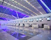 مطار الملك عبدالعزيز: غرامة 5 آلاف ريال على نقل الركاب بطريقة غير نظامية عبر صالات القدوم