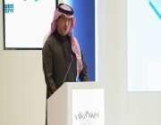 نائب وزير الموارد البشرية للعمل يرعى حفل غرفة الرياض لتكريم المنشآت المشاركة في توطين الوظائف