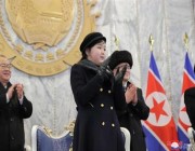 ابنة زعيم كوريا الشمالية تثير التكهنات بعد تكرار ظهورها في عروض عسكرية