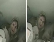 شاهد.. فيديو مؤلم لامرأة سورية عالقة بين أنقاض منزلها في تركيا