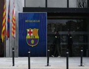 يويفا يفتح تحقيقاً ضد برشلونة بسبب قضية التحكيم
