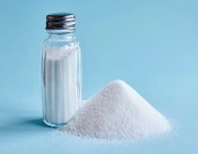 “الغذاء والدواء” تكشف مسميات الملح الخفي وتحذر من الأطعمة سريعة التحضير