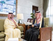 أمير الرياض يستقبل المشرف العام على جمعية “خيرات”