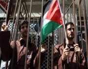 الأسرى الفلسطينيون يواصلون “العصيان” لليوم الـ19 على التوالي ضد إدارة سجون الاحتلال الإسرائيلي
