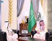 الأمير سعود بن نهار يستقبل رئيس جامعة الطائف