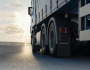 تطبيقُ وثيقة النقل الإلكترونية للشاحنات الأجنبية القاصدة للمملكة يدخلُ حَيِّزَ التنفيذ بعد 7 أيام