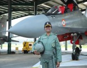 رئيسة الهند تشارك بطلعة جوية تدريبية على متن مقاتلة روسية (فيديو)