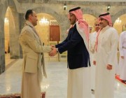السفير آل جابر: الزيارة إلى صنعاء تهدف إلى حل سياسي شامل ومستدام