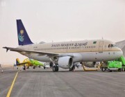 تعرض طائرة لـ”السعودية” لحادِث في مطار الخرطوم.. والشركة تعلق جميع الرحلات إلى السودان