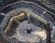 الأكثر منذ بداية رمضان.. 1.5 مليون مُصلٍ ومُعتمر بالمسجد الحرام بليلة الـ25